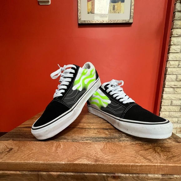 Vans Old Skool Flame Black True White - Picture 1 of 4